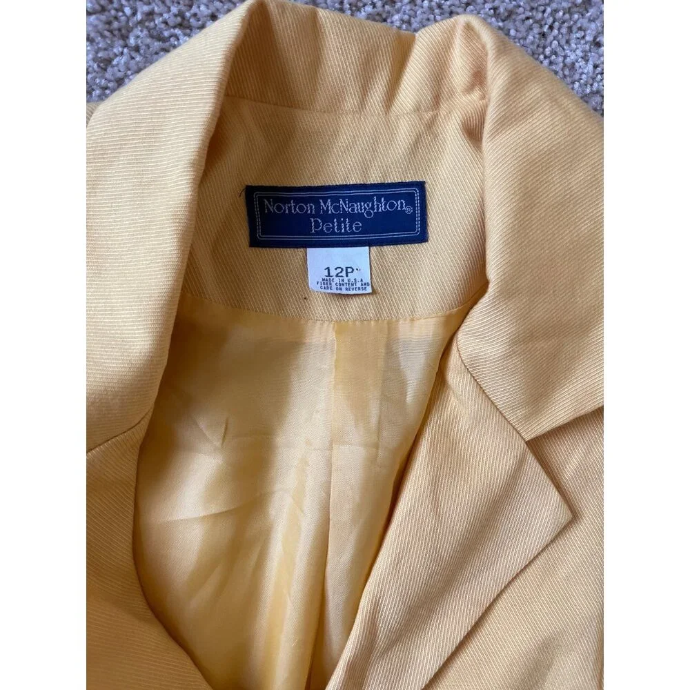 Vintage‎ Norton McNaughton Women's Yellow Blazer Size 12P Button Down Office